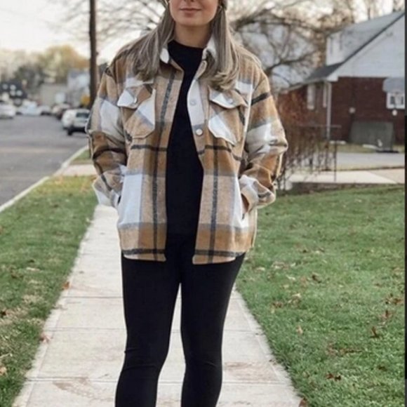 Plaid Flap Pocket detailed button down Overshirt - Picture 14 of 16